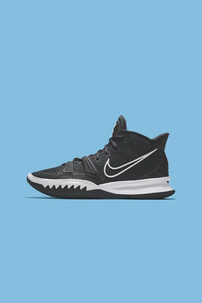 unsplash_s-gYAbQToXk_shoe.webp.jpg.jpg.jpg.jpg.jpg